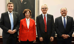 Avusturyalı senatörlerden Ayşe Ünlüce'ye tebrik ziyareti