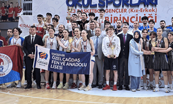 Eskişehir temsilcisi okul basketbolda Türkiye şampiyonu oldu