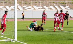 2 Eylül Spor Kulübü, Kumluca Belediye'yi elinden kaçırdı