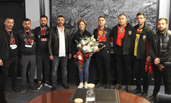 Ayşe Ünlüce: Eskişehirspor'un amatör ligden çıkacağına yürekten inanıyorum