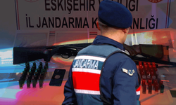 Eskişehir'de zorla senet imzalatıp borçlandıran çeteye jandarma baskını