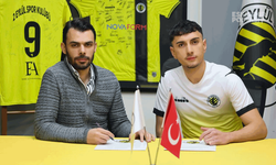 2 Eylül SK'ya Sivasspor'dan transfer: İmzayı atıp formayı giydi