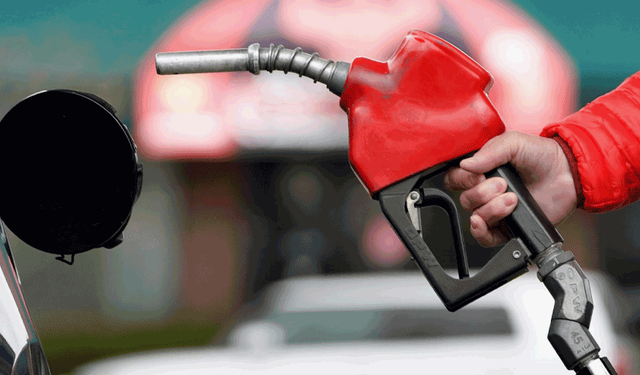 Benzin ve motorinden kötü haber: Depoları şimdiden doldurun