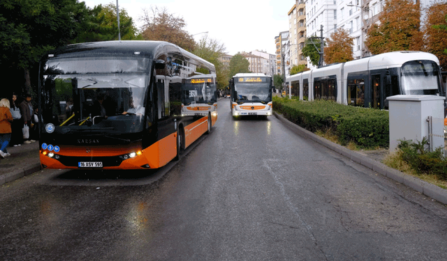 Eskişehir’de 23 Nisan hazırlıkları: Otobüs seferlerine yeni düzenleme