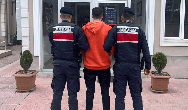 Afyon’da uyuşturucu taciri yol kontrolünde yakalandı