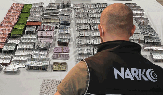 Eskişehir’de binlerce uyuşturucu hap ve ilaçlarla yakalandı