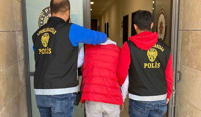 Afyonkarahisar'da mazgal hırsızı polisin takibi ile yakalandı