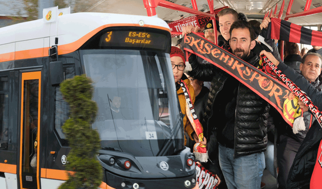 Eskişehir tek yürek: Belediye ve taraftardan Eskişehirspor'a tam destek