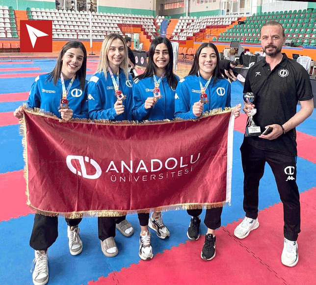 Şampiyonadan Eskişehir’e bir kupa ve yedi madalya getirdiler