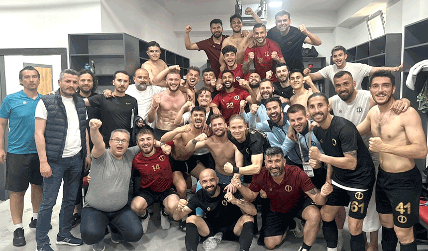 Anadolu Üniversitesispor 2. Lig yolunda play-off maçlarına kaldı