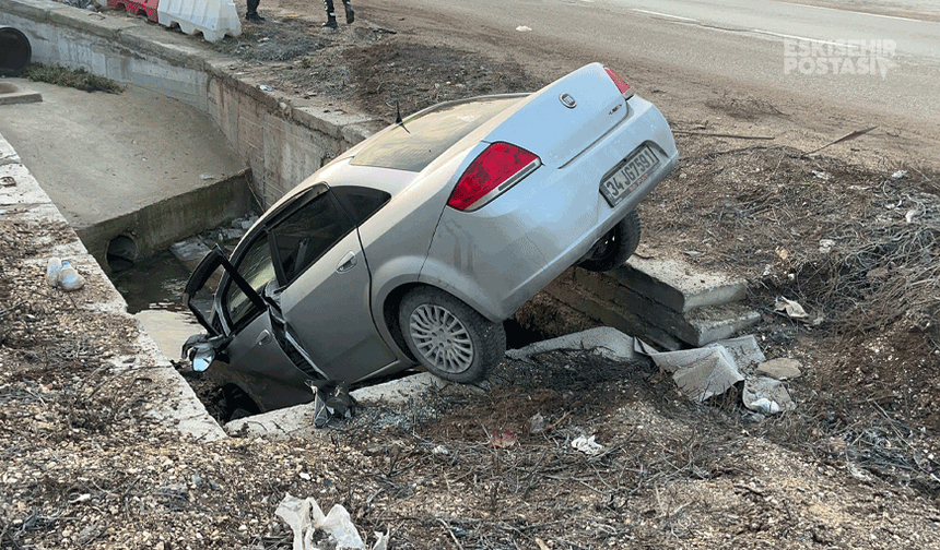 Eskişehir'de kaygan yolda trafik kazası: Otomobil kanala uçtu