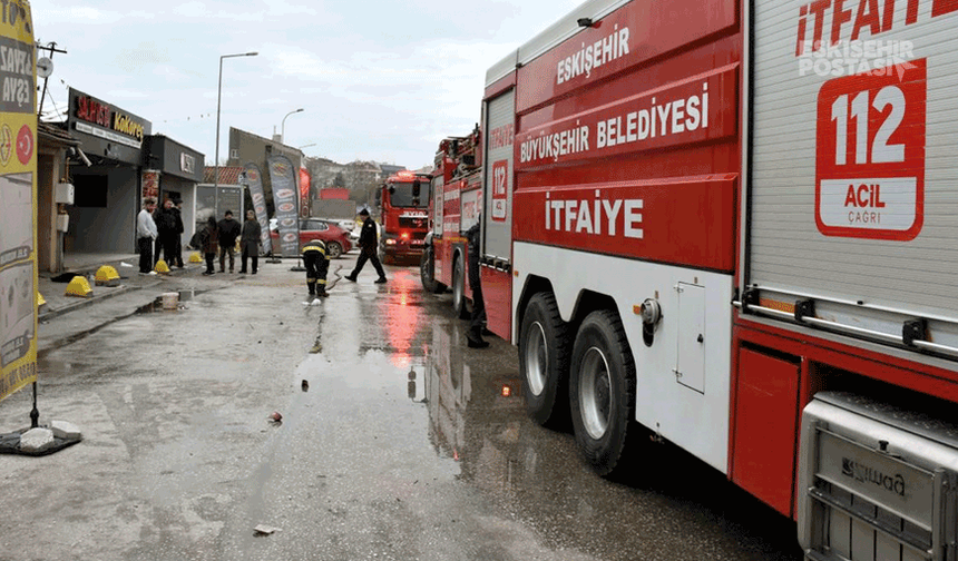 Eskişehir'de müstakil binada çıkan yangın korkuttu